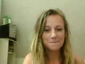 Blondie hottie on Skype